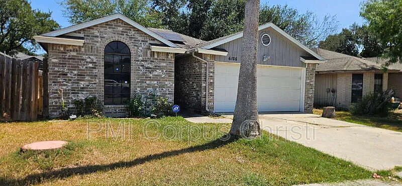 3 bed, 2.0 bath, 1078 sqft, $1,650 — Photo 2