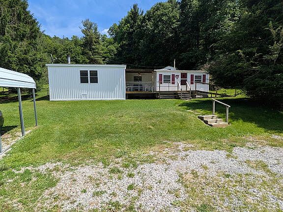 3rd image of 9346 Sweet Annie Dr SE