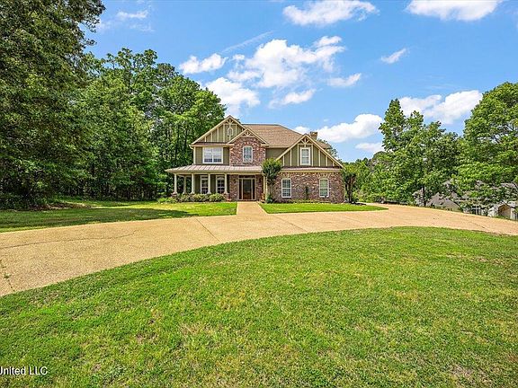 2nd image of 189 Bridlewood Dr