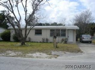916 Derbyshire Rd, Daytona Beach, FL 32117