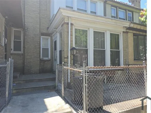 1408 Church St, Philadelphia, PA 19124
