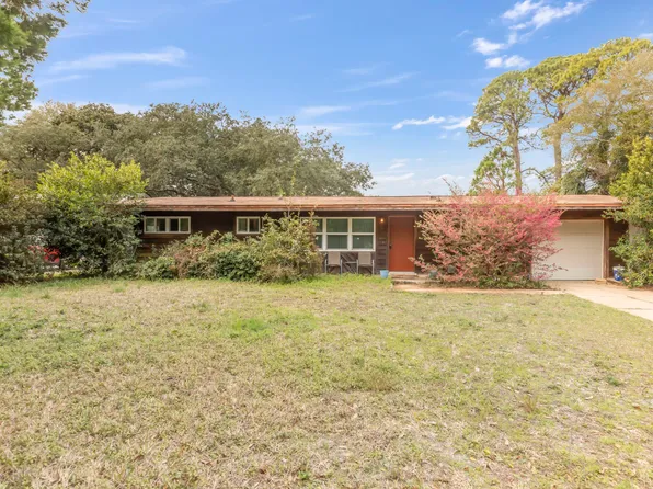 101 Waynel Cir SE, Fort Walton Beach, FL 32548