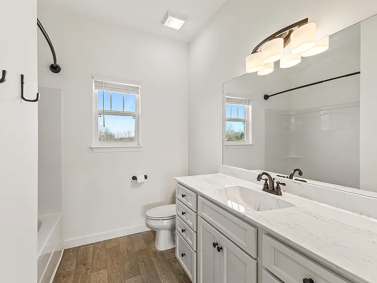 819 Hooper Rd — Photo 16