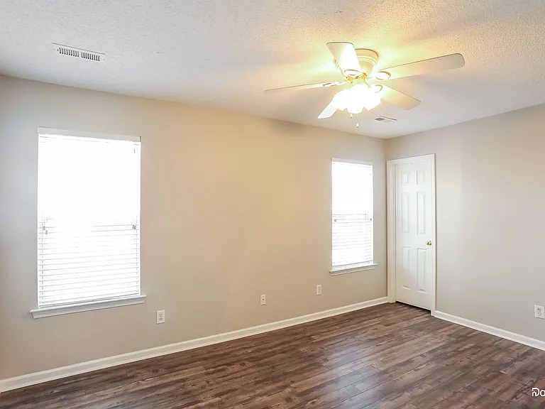 9100 Kaladar Ct — Photo 10
