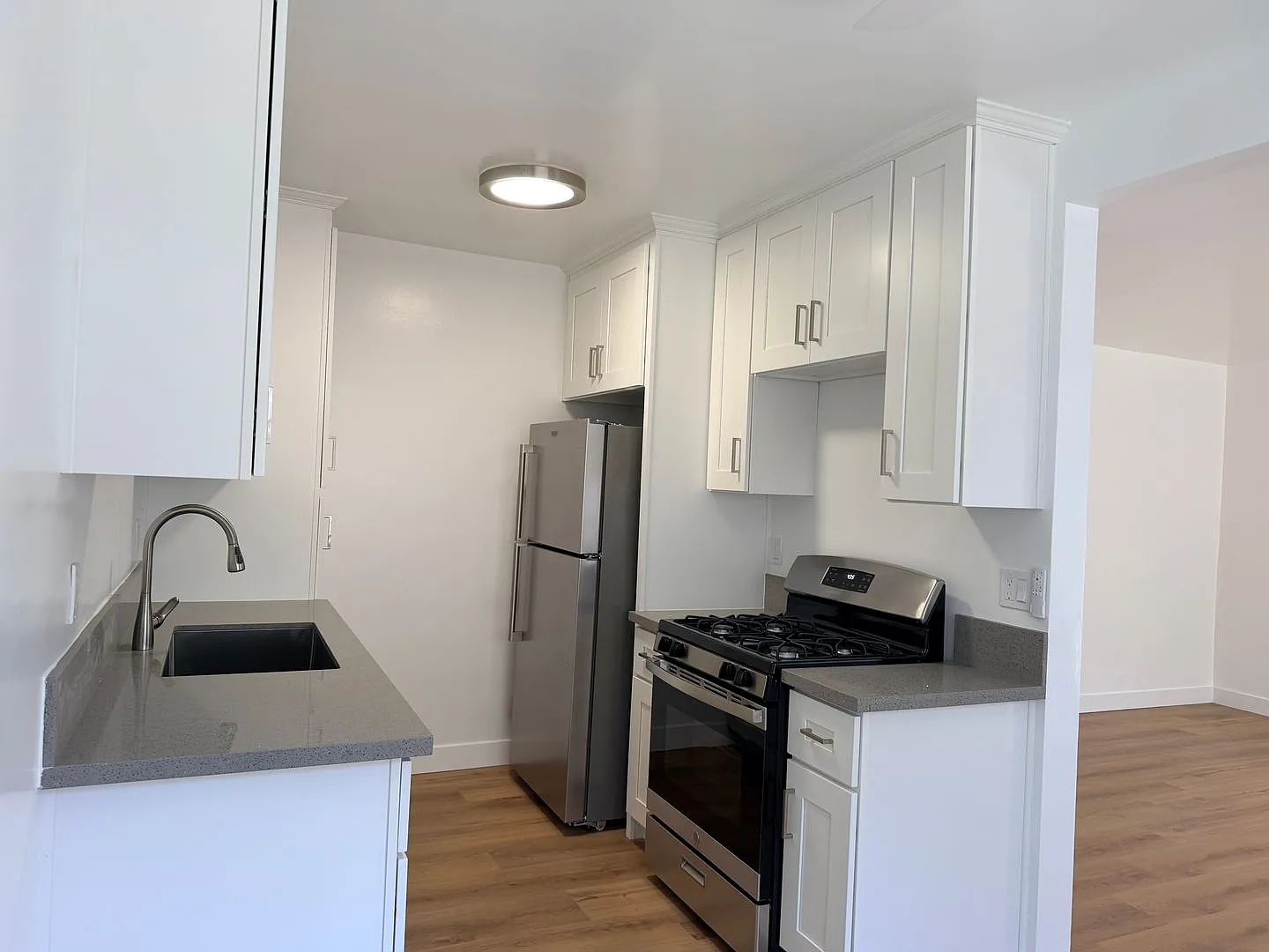 759 Freeman Ave — Photo 3
