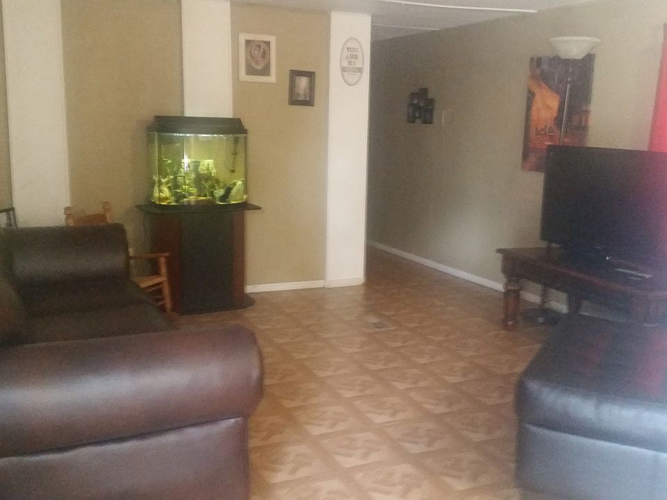 1st image of 3225 Lawn Oak Dr Trlr 9