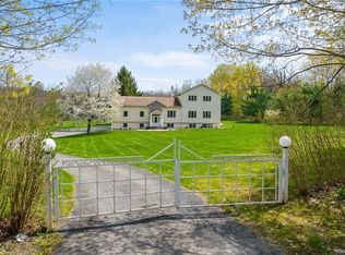 658 Waterbury Hill Rd, Lagrangeville, NY 12540