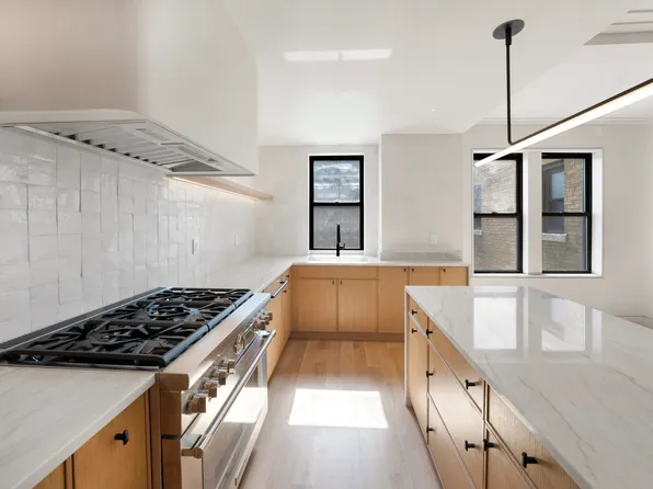 65 East 96th Street image 7 of 20