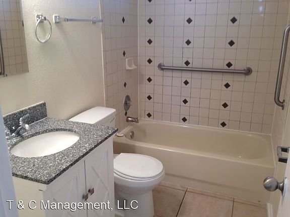 3rd image of 200 San Pablo St #B