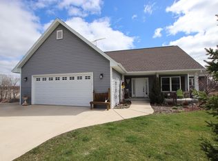 W7923 Treptow Ln, Eldorado, WI 54932