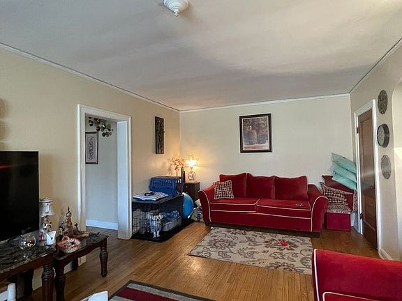 2nd image of 1435 Martha Washington Dr APT 101