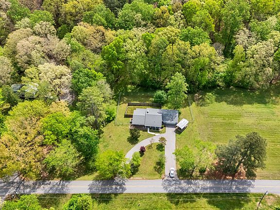 5th image of 922 Hayes Rd