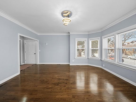 5th image of 6621 S California Ave