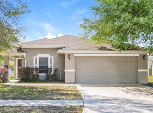 11412 Brian Lakes Dr, Jacksonville, FL 32221