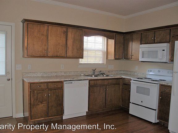 3rd image of 861 Stone Glen Trl NW