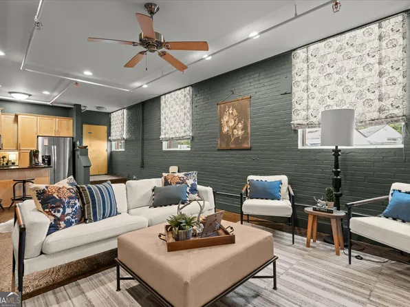 205 Johnson Ave #231, Carrollton, GA 30117