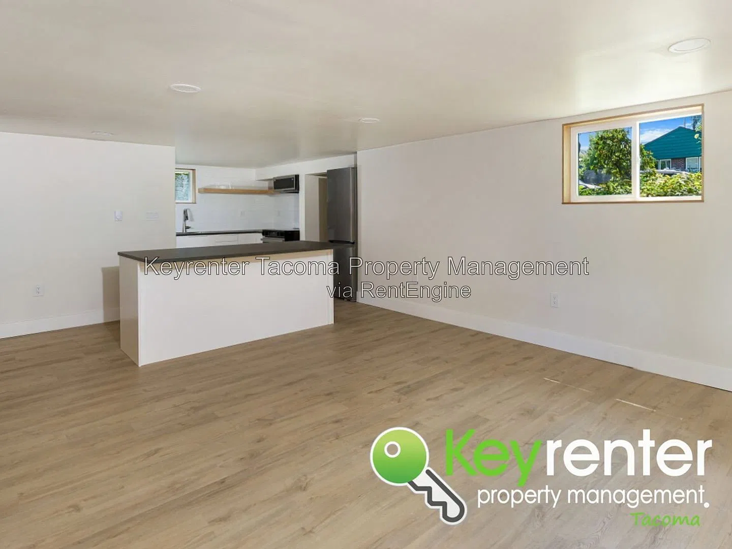 2 bed, 1.0 bath, 1200 sqft, $1,950 — Photo 3