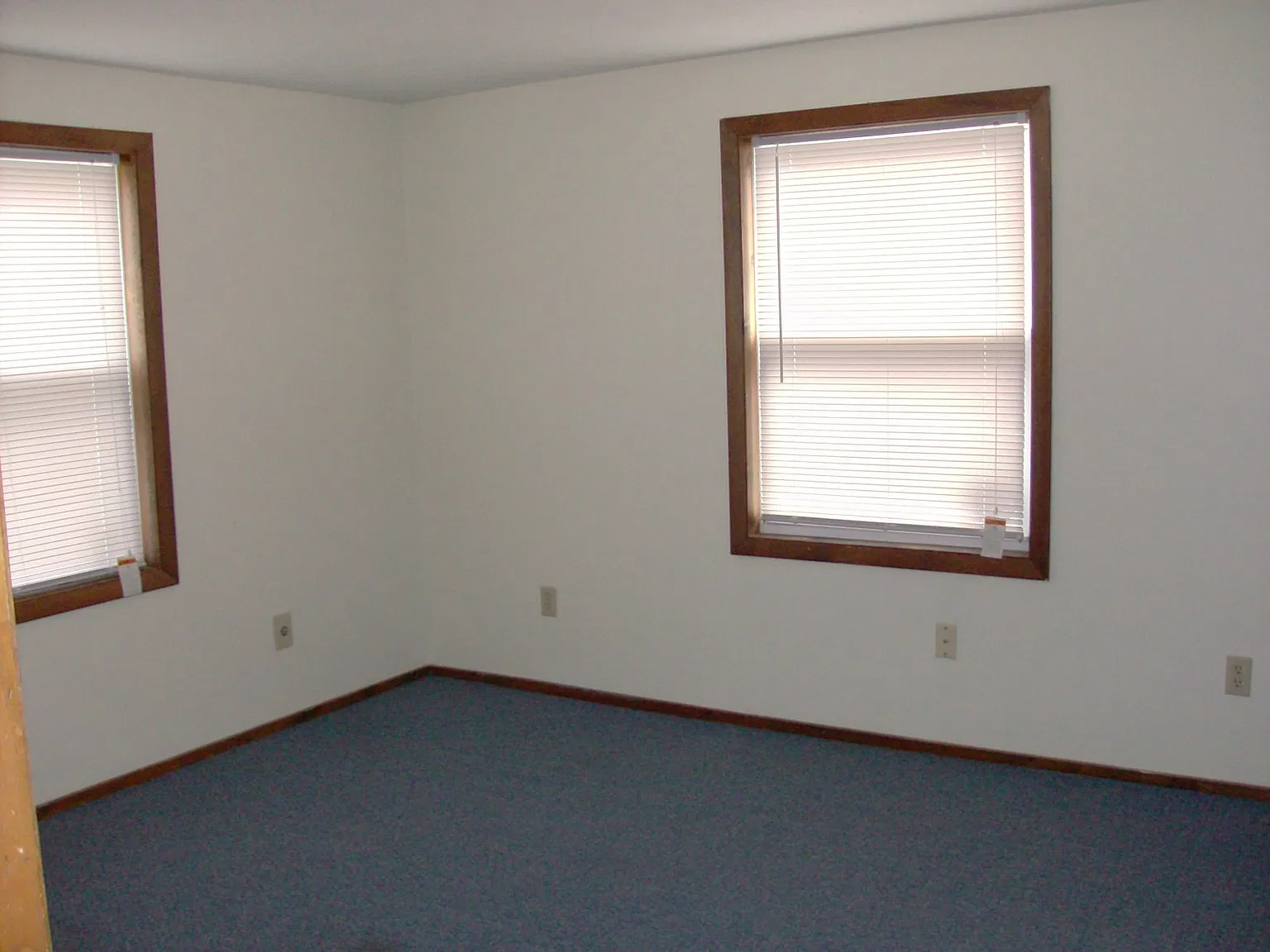 2 bed, $890 — Photo 3