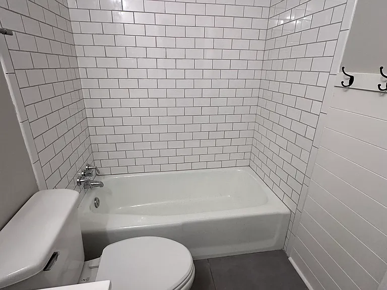 146 Kentucky Cir #A — Photo 14