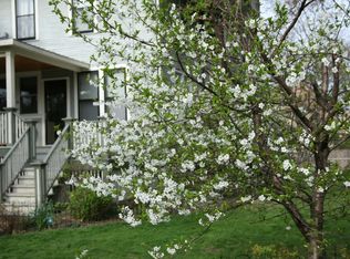 323 S Humphrey Ave, Oak Park, IL 60302