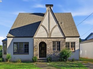 7202 S Corbett Ave, Portland, OR 97219