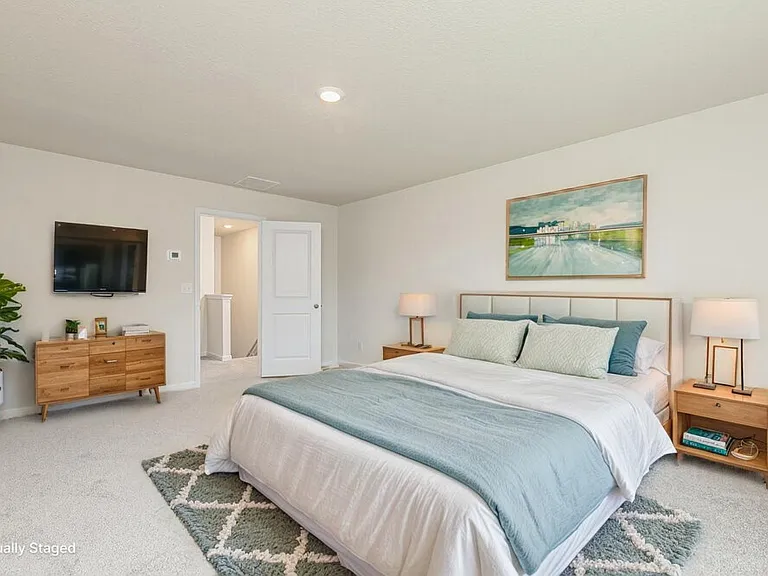 723 Berkeley Dr — Photo 12