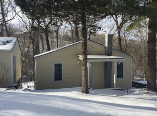 629 Northeast Dr, Ballwin, MO 63021