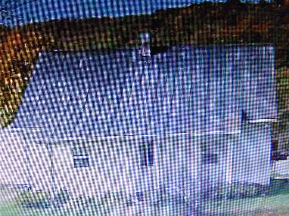 1st image of 501 N Toohey Ridge Rd