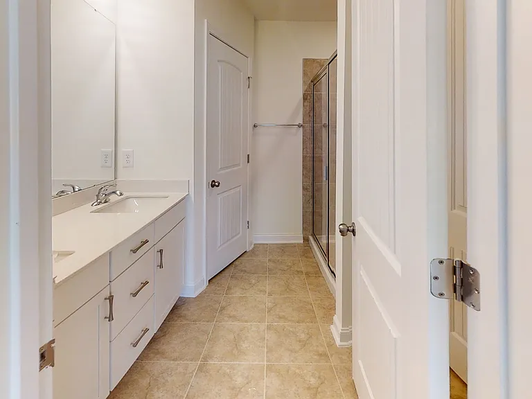 1119 Amber Shadow Dr — Photo 18