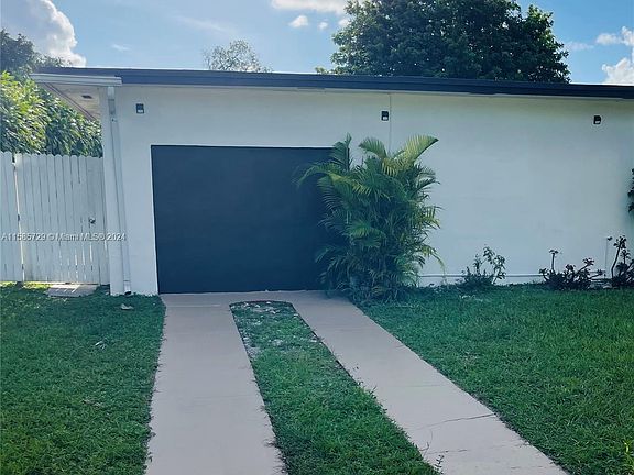 4th image of 12520 W Randall Park Dr