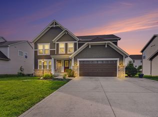121 Robinette St, Pickerington, OH 43147