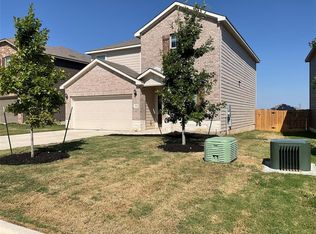 366 Bedford Falls Ln, Jarrell, TX 76537