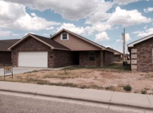 1204 S Johnson St, Pecos, TX 79772