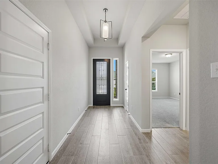 2808 Bisbee Rd — Photo 3