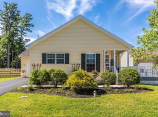 520 Laurel Ln, Blue Bell, PA 19422