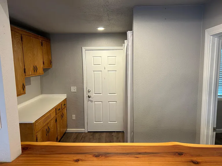 7330 Meadowlark Ln — Photo 3