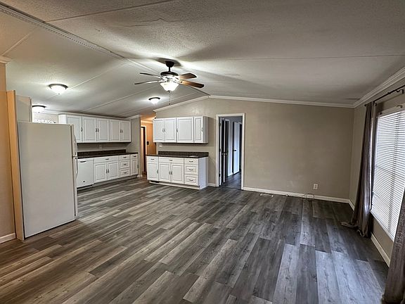 5th image of 1017 Grant St