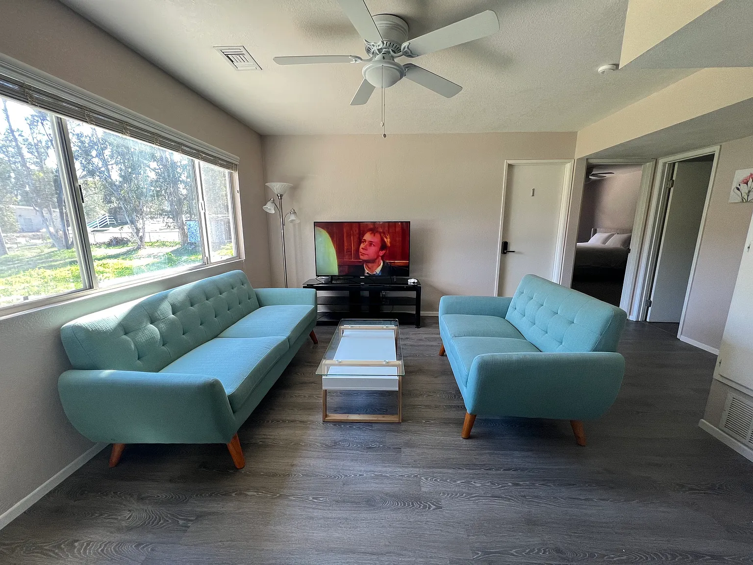 1 bed, 920 sqft, $1,800 — Photo 3