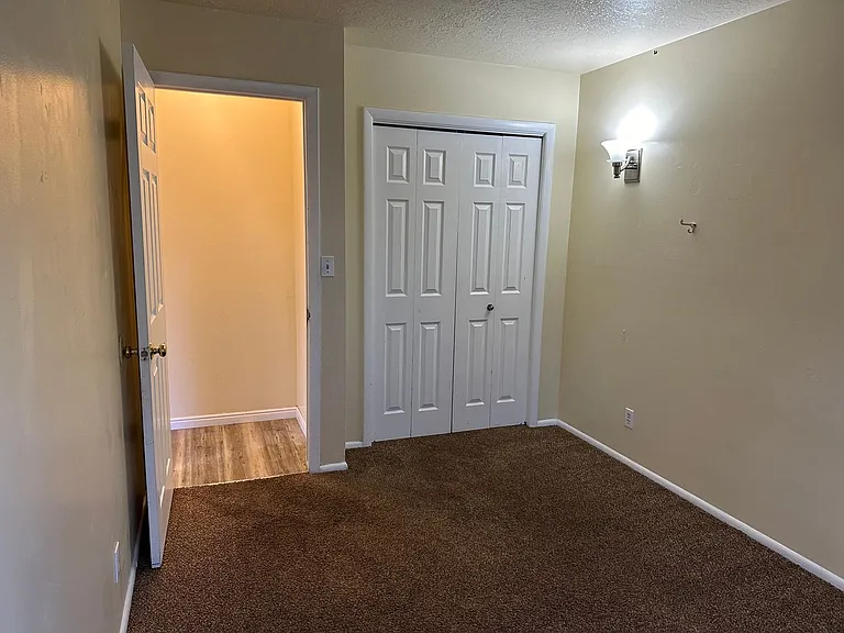 3221 Van Buren Ave #A — Photo 6