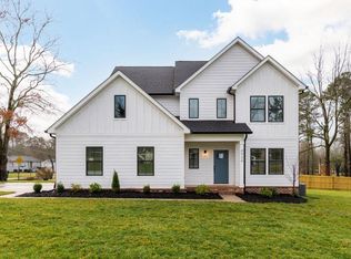 999 Joe Engel Dr, Chattanooga, TN 37421