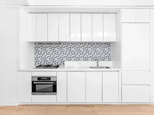 123 Washington Street image 2 of 6