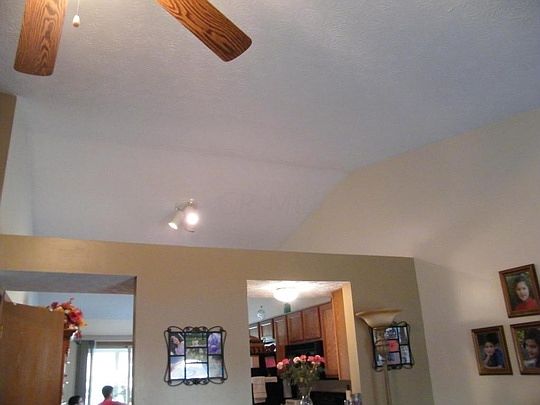 4th image of 4222 Portobello Dr