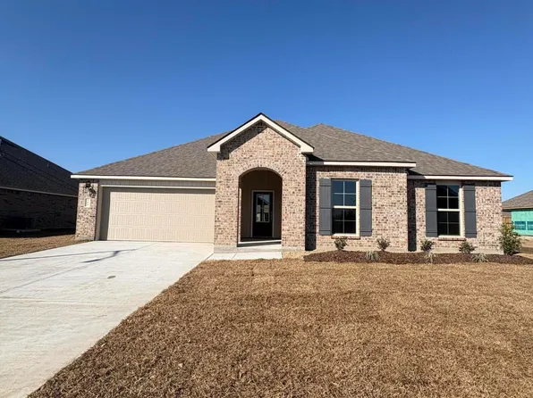 506 Fontaine Ct, Breaux Bridge, LA 70517