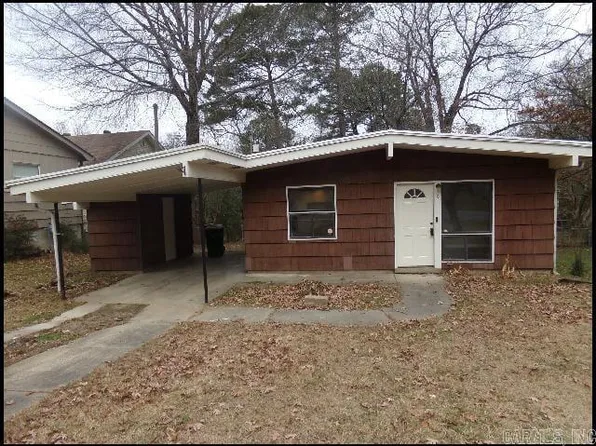 8 Janmar Dr, Little Rock, AR 72209