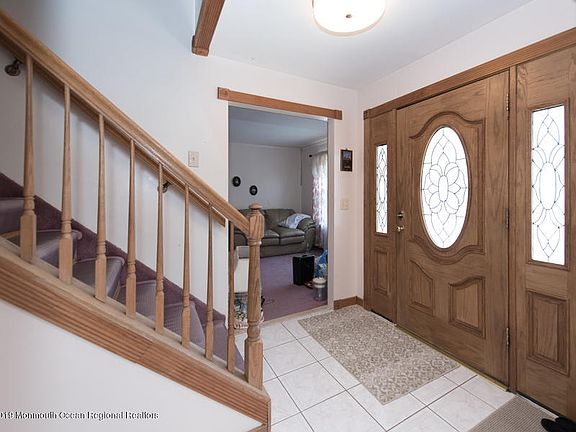 5th image of 1160 Anthony Ct