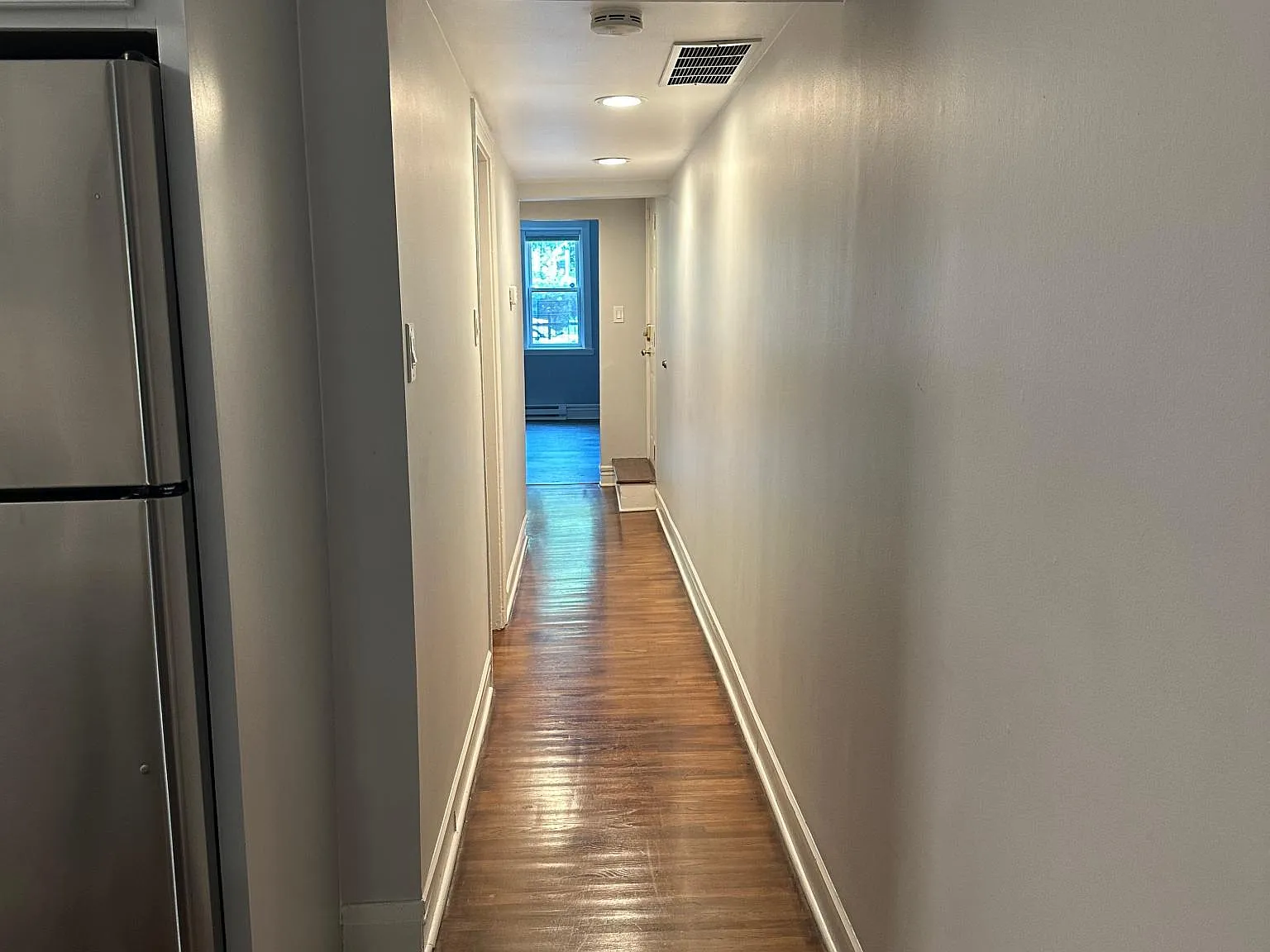 2 bed, 1600 sqft, $3,900 — Photo 4