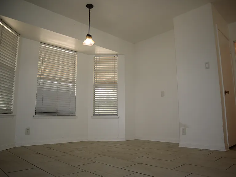 5726 Swift Creek Dr — Photo 27
