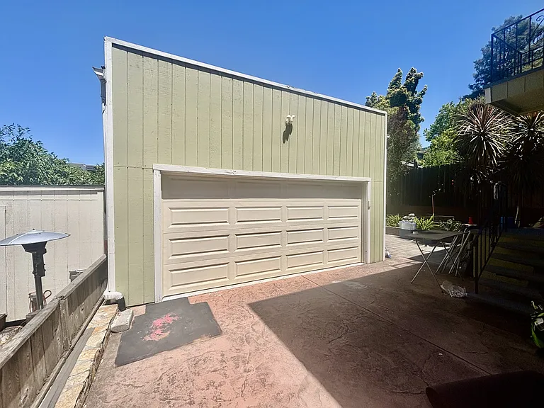 3107 82nd Ave — Photo 36