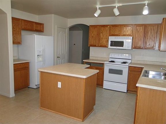3rd image of 4023 E Angel Spirit Dr