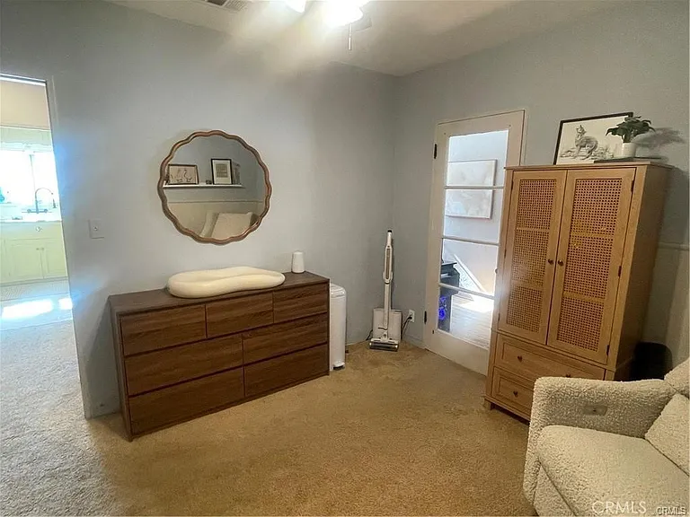 4586 Sunnyside Dr — Photo 24